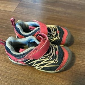 KEEN Hiking Shoes